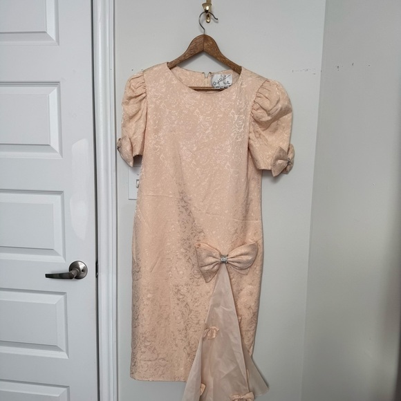 Vintage Elegant 100% silk Dress with Bow Accent coquette feminine Victorian 6 - Picture 8 of 9